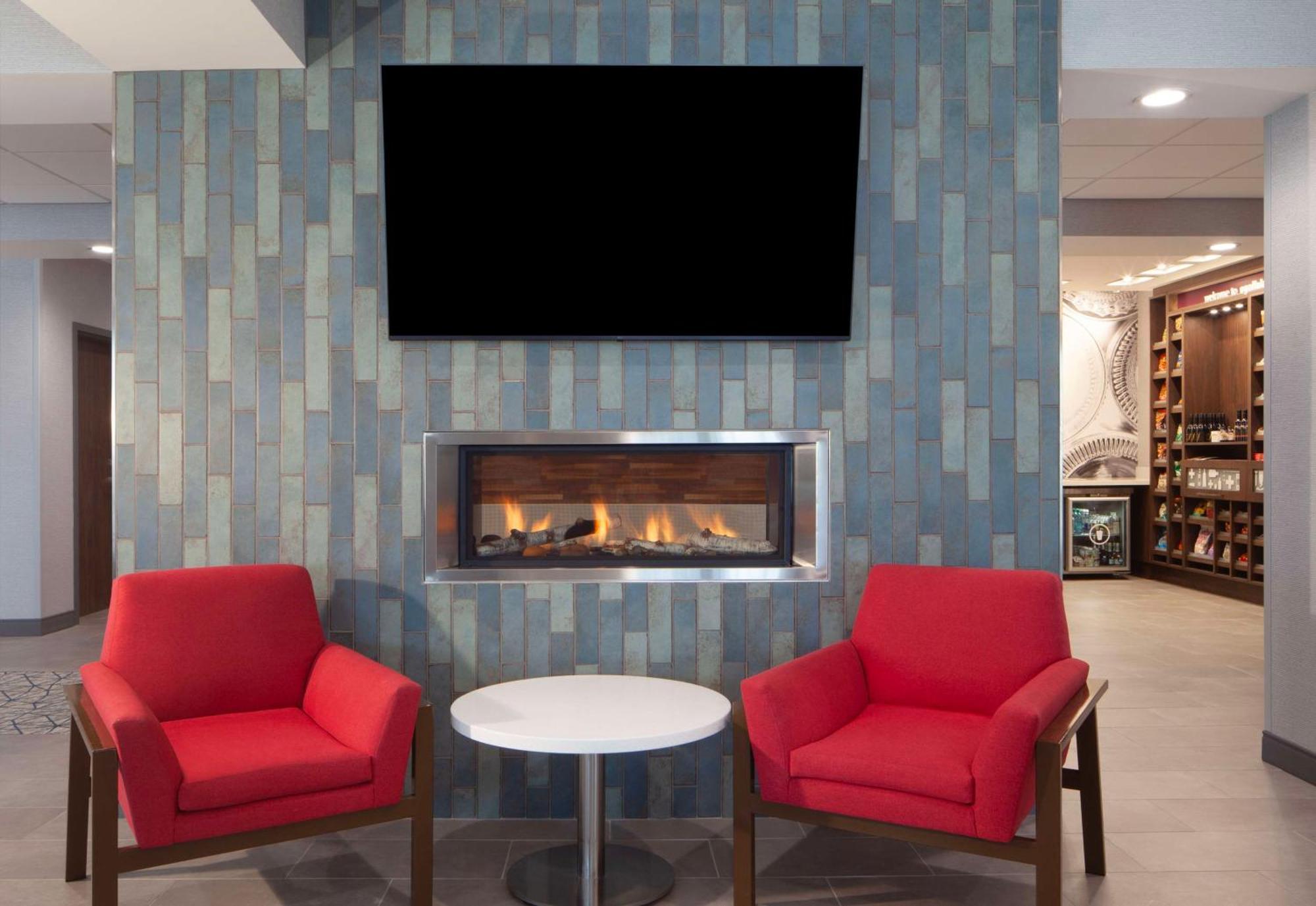 Hampton Inn وغالالا المظهر الخارجي الصورة